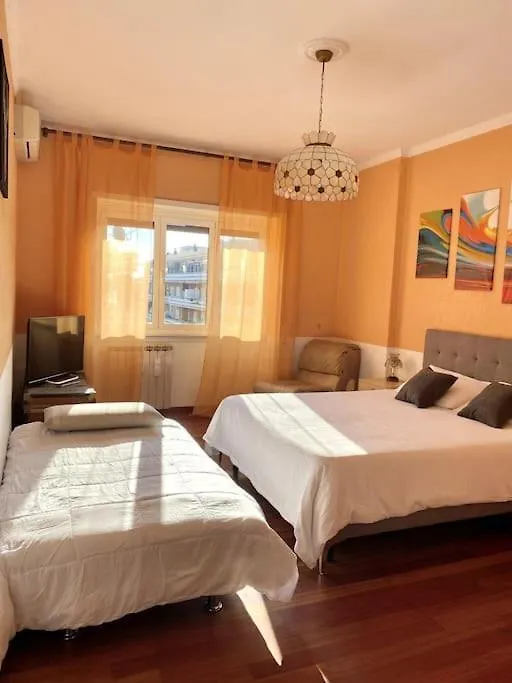 Golden Valley House 4-8 Pax - Box Auto Metro B1 Conca D'Oro Treno Val D'Ala Rome Apartment