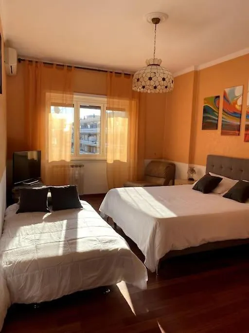 Golden Valley House 4-8 Pax - Box Auto Metro B1 Conca D'Oro Treno Val D'Ala Rome